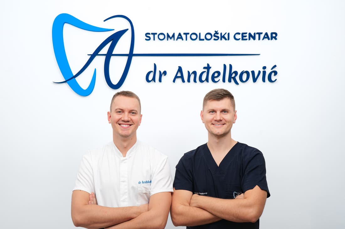 dr Vuk Anđelković, Stomatološki centar dr Anđelković, Novi Sad